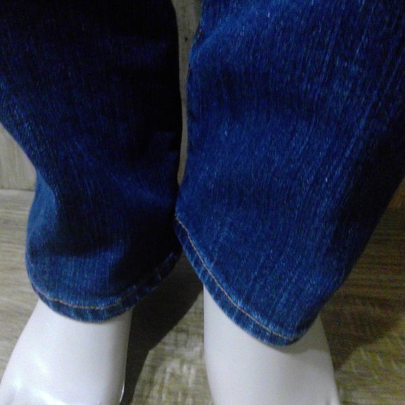 Abercrombie and Fitch Women's Distressed Stretch Straight Leg Jeans Size 8 - Picture 5 of 11